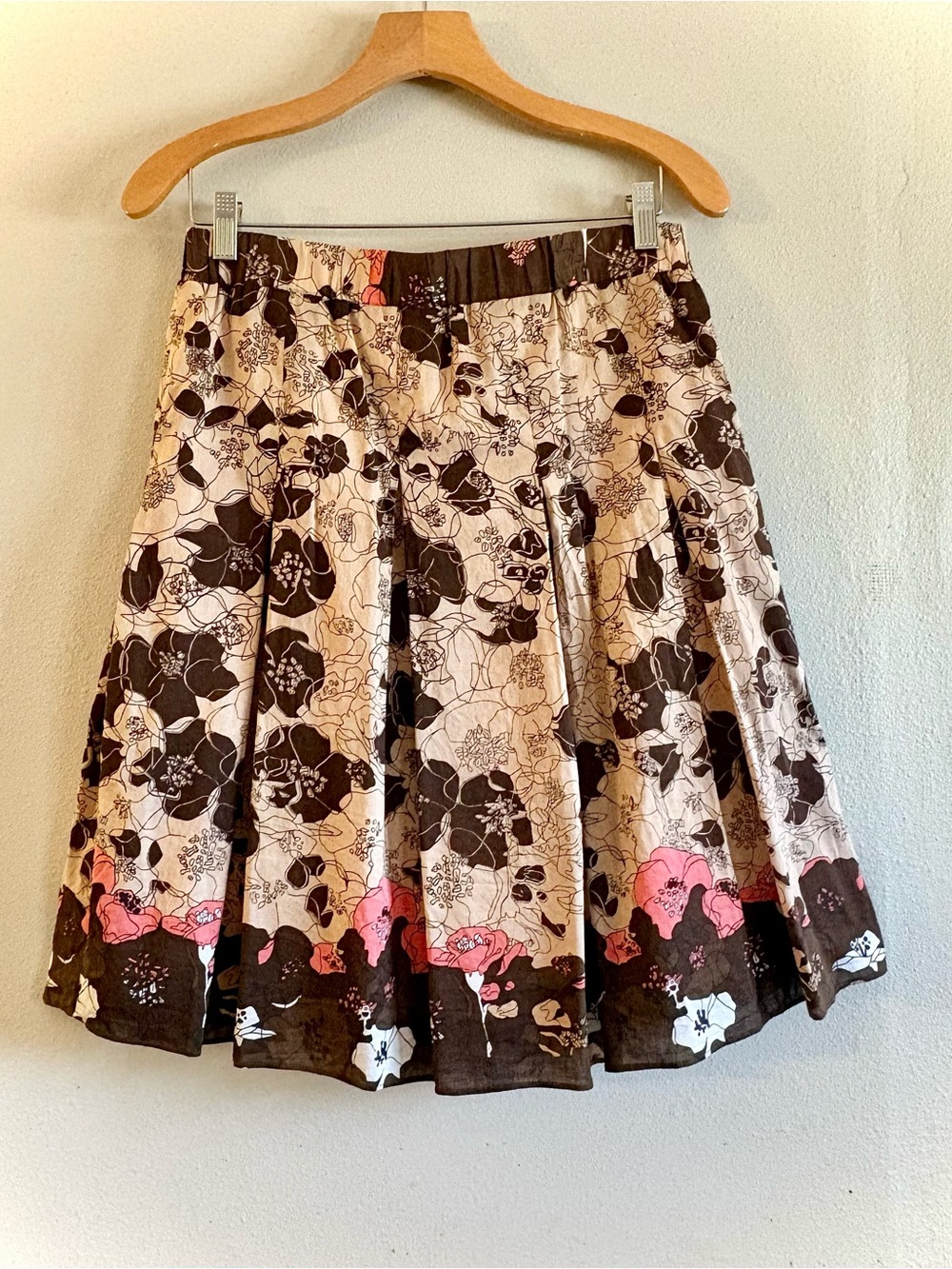 Tahari Beige and Brown Floral Circle Skirt with Pink Accents
